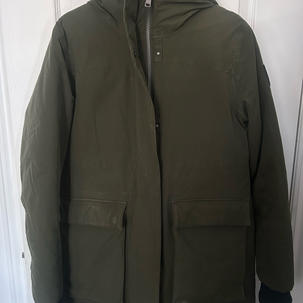 LOLË Marybeth Women’s Olive Parka Jacket - Picture 8 of 16